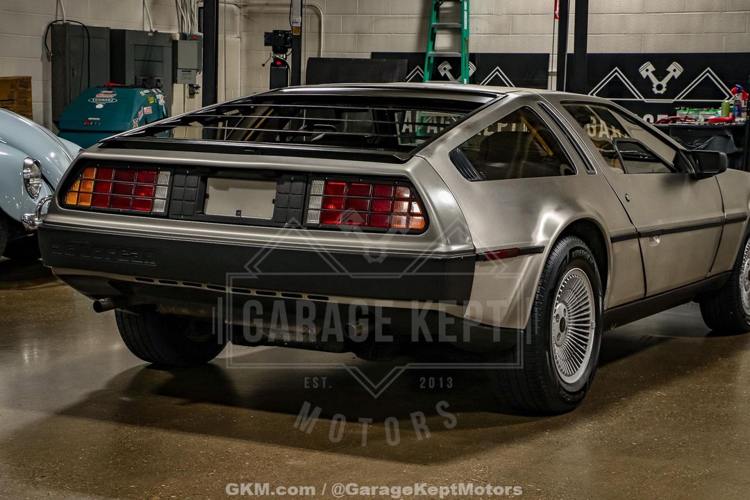 1981 DeLorean DMC-12