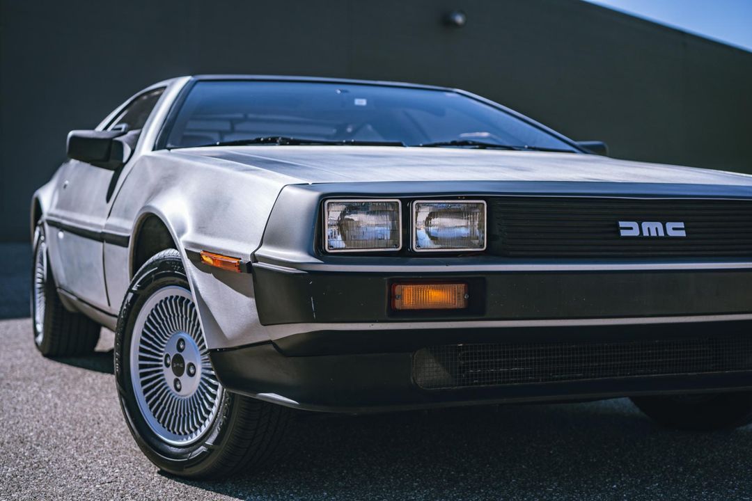 1981 DeLorean DMC-12