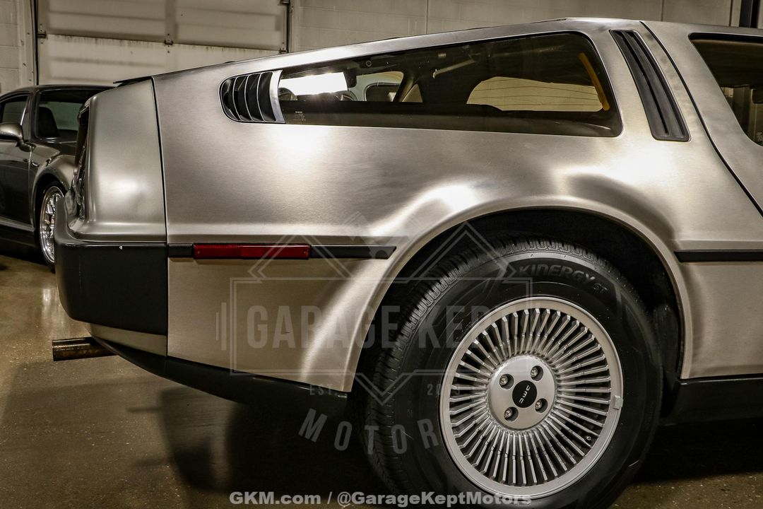 1981 DeLorean DMC-12