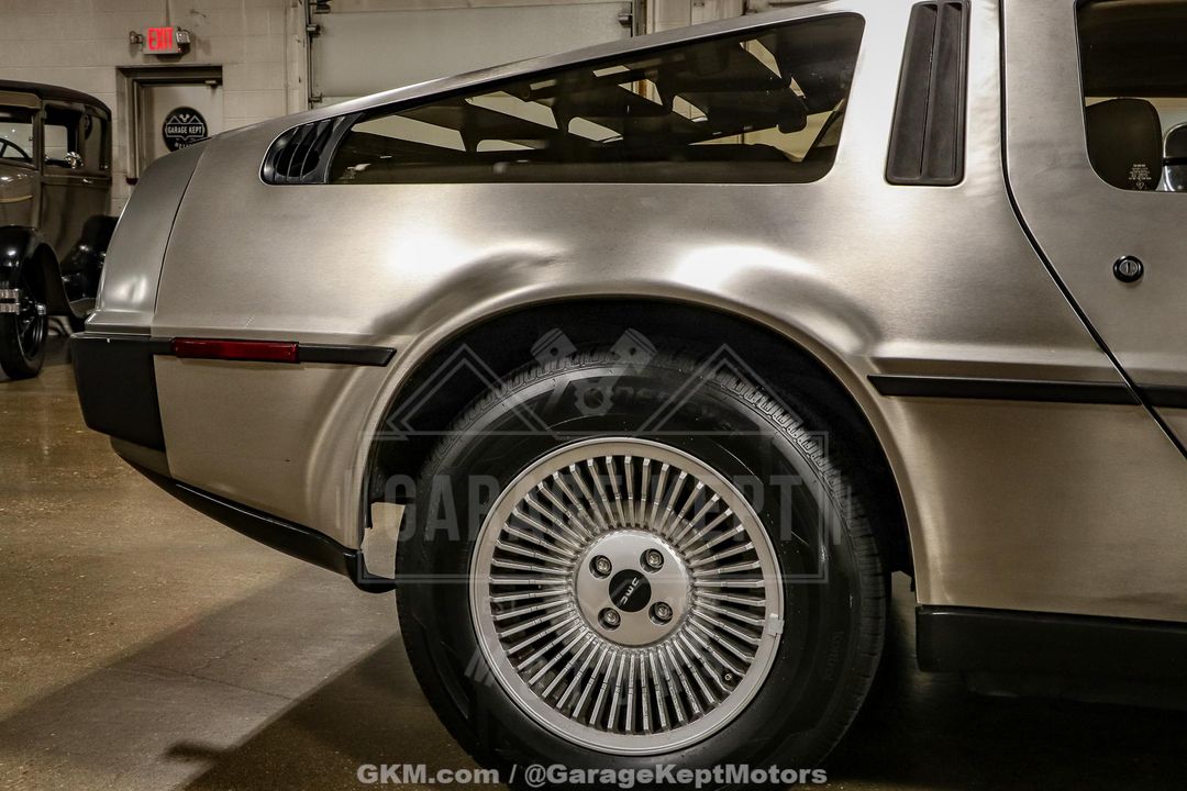 1981 DeLorean DMC-12