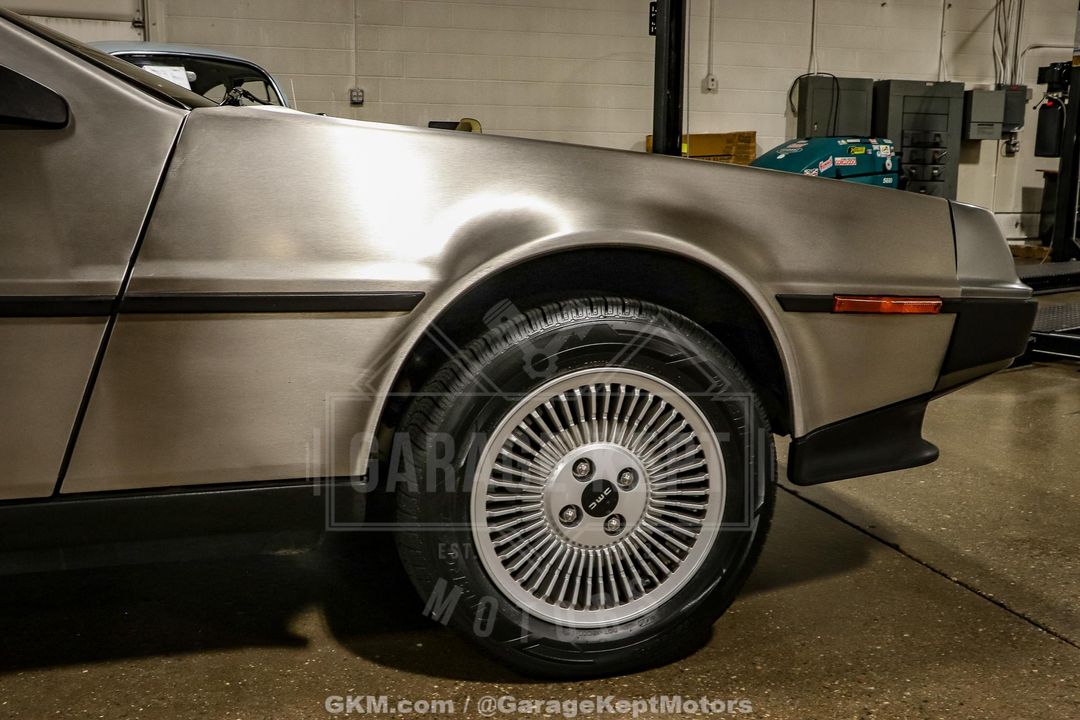 1981 DeLorean DMC-12