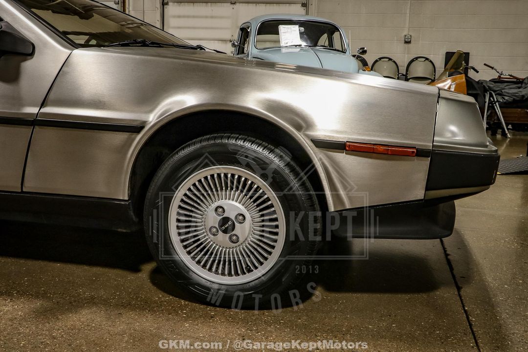 1981 DeLorean DMC-12