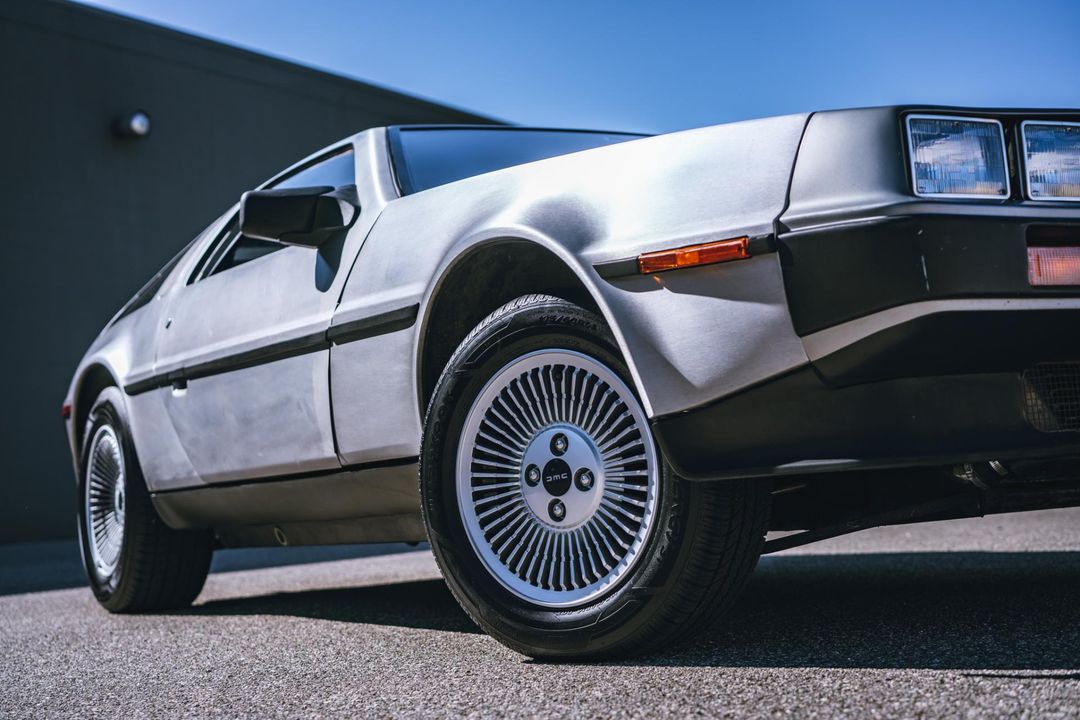 1981 DeLorean DMC-12