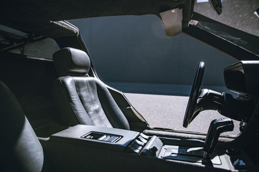 1981 DeLorean DMC-12