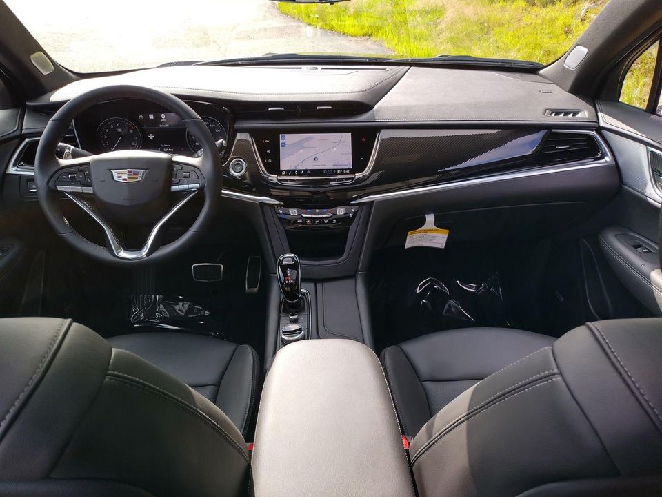 2024 Cadillac XT6