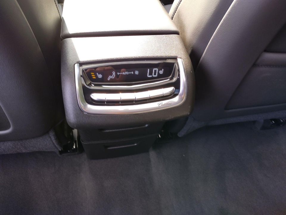 2024 Cadillac XT6