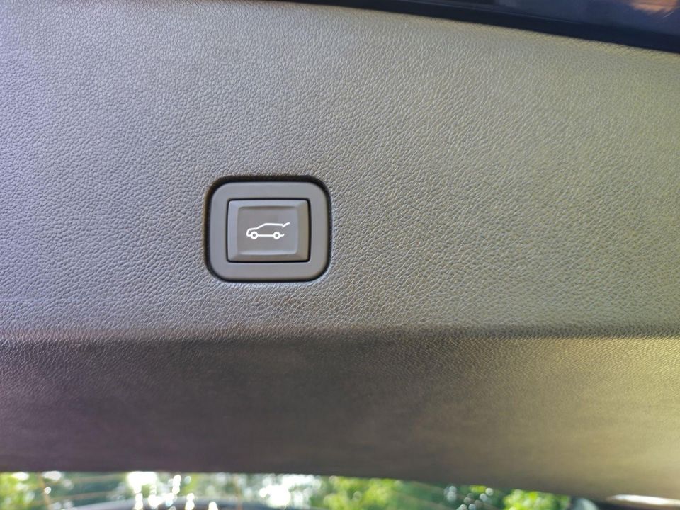 2024 Cadillac XT6