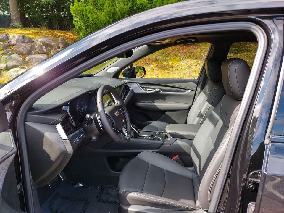 2024 Cadillac XT6