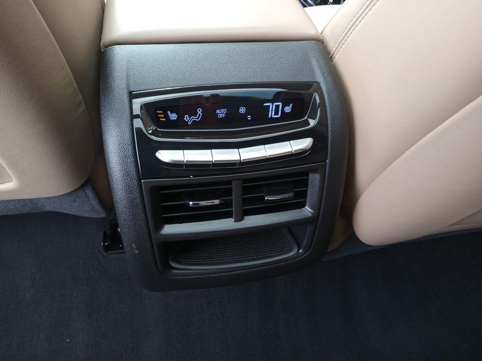 2022 Cadillac XT5