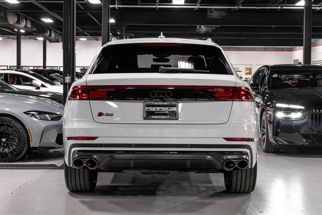 2023 Audi SQ8