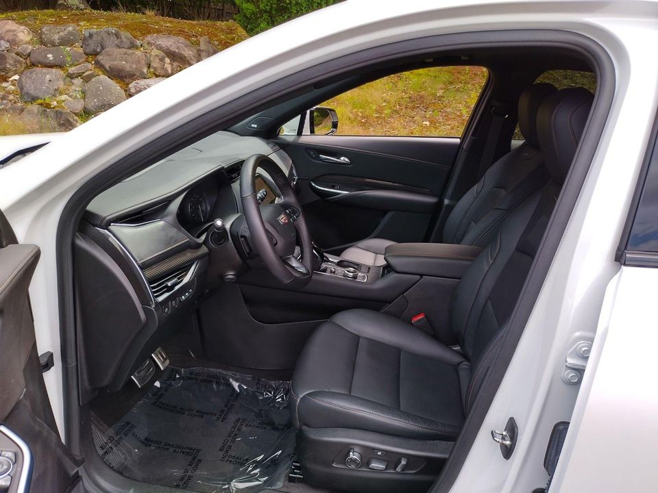 2023 Cadillac XT4