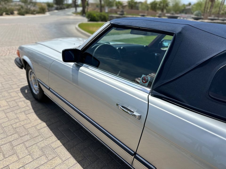 1985 Mercedes-Benz 380SL