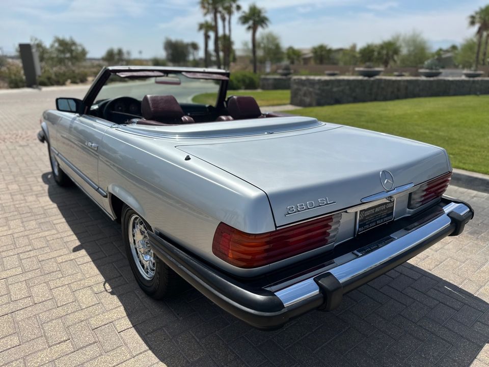 1985 Mercedes-Benz 380SL