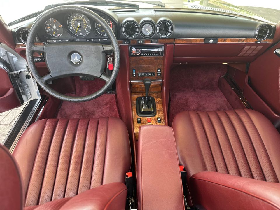 1985 Mercedes-Benz 380SL