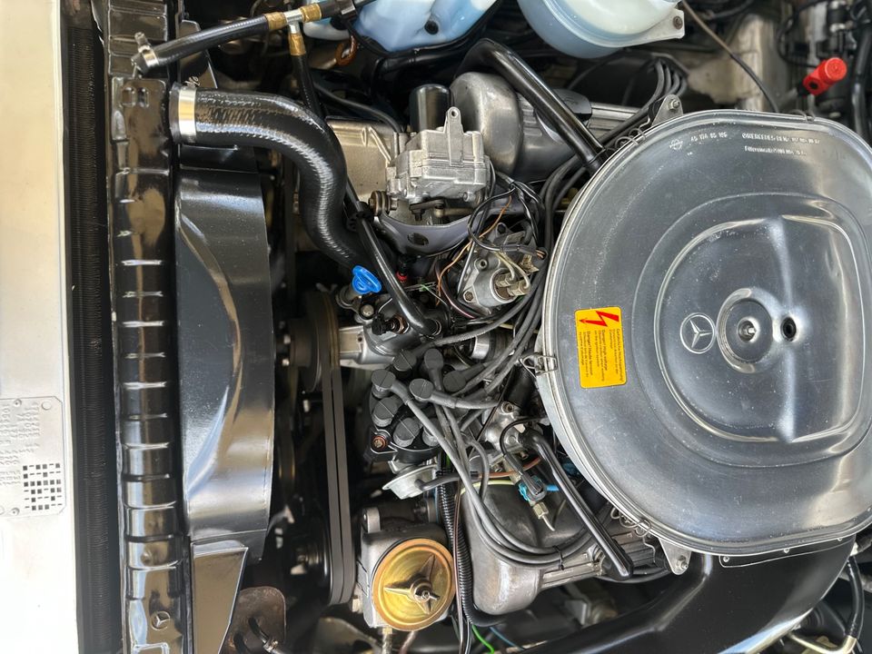 1985 Mercedes-Benz 380SL