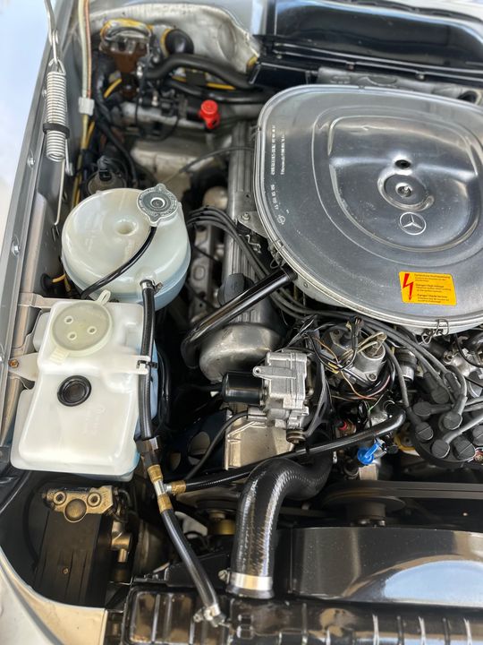 1985 Mercedes-Benz 380SL