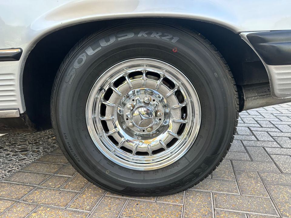 1985 Mercedes-Benz 380SL