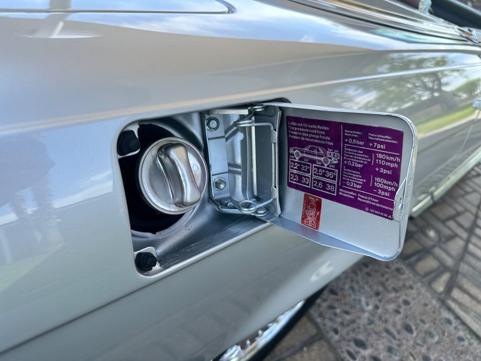 1985 Mercedes-Benz 380SL