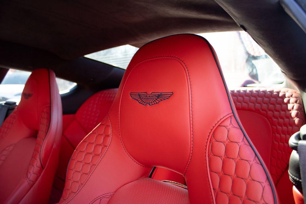 2014 Aston Martin Vanquish