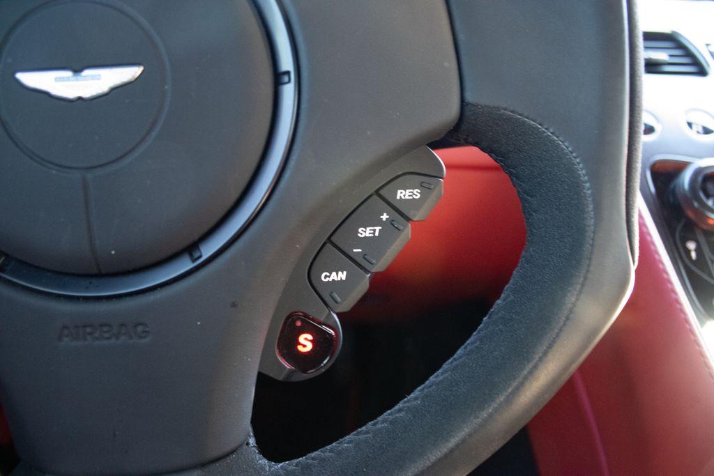 2014 Aston Martin Vanquish