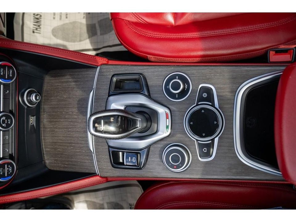 2020 Alfa Romeo Stelvio