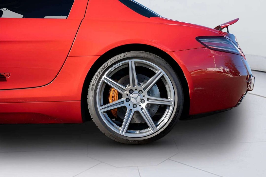 2012 Mercedes-Benz SLS AMG