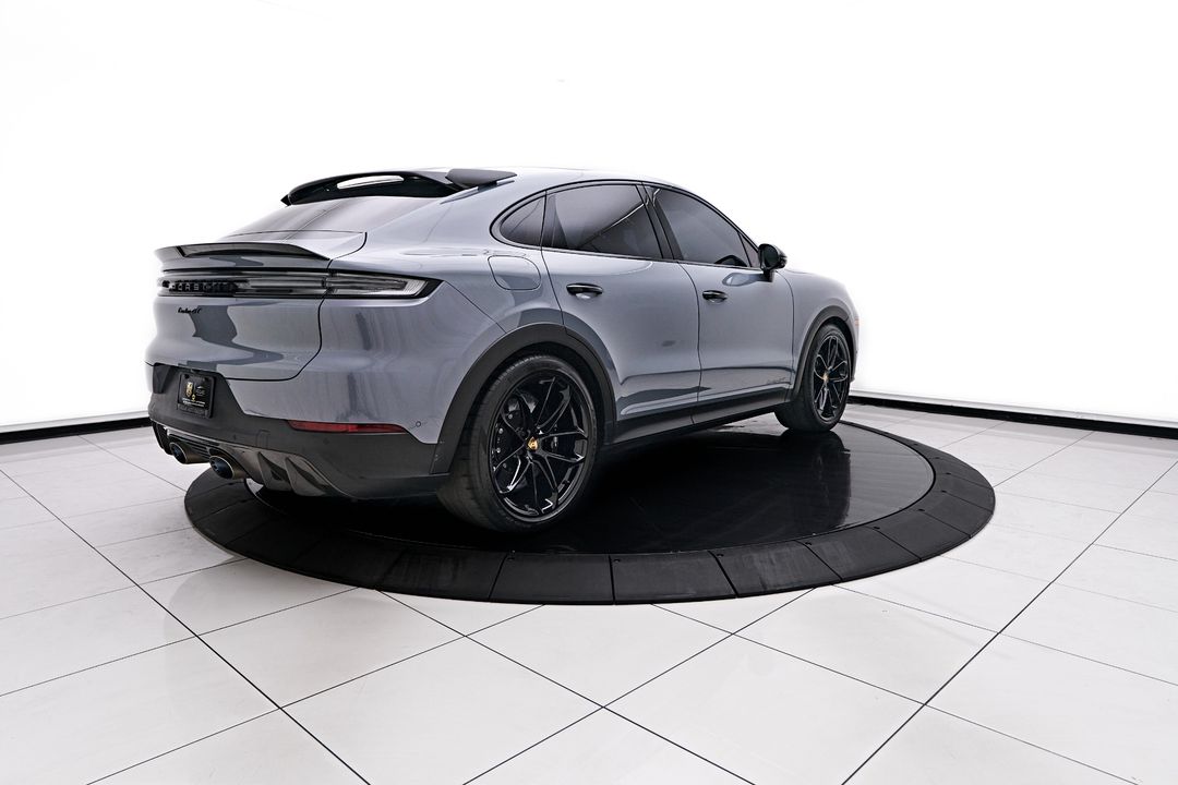 2024 Porsche Cayenne Coupe