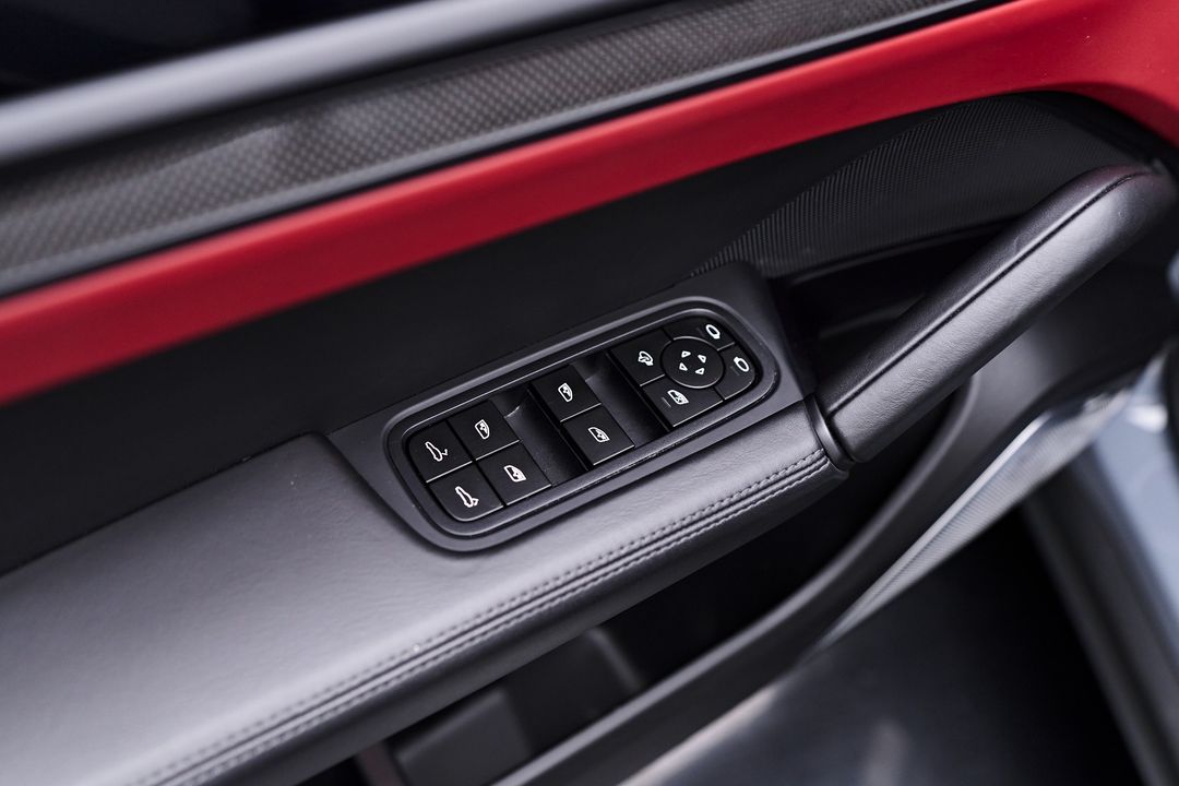 2024 Porsche Cayenne Coupe