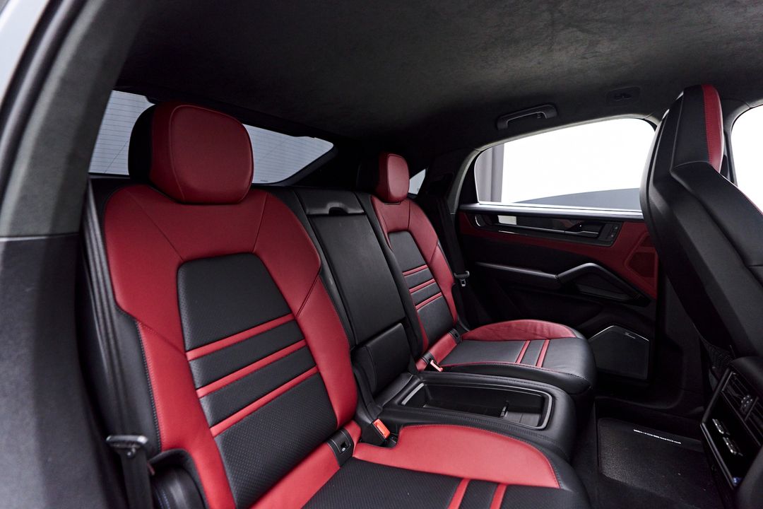 2024 Porsche Cayenne Coupe