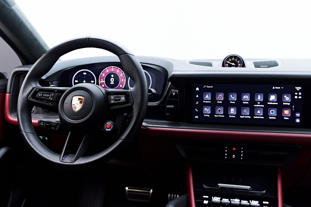 2024 Porsche Cayenne Coupe