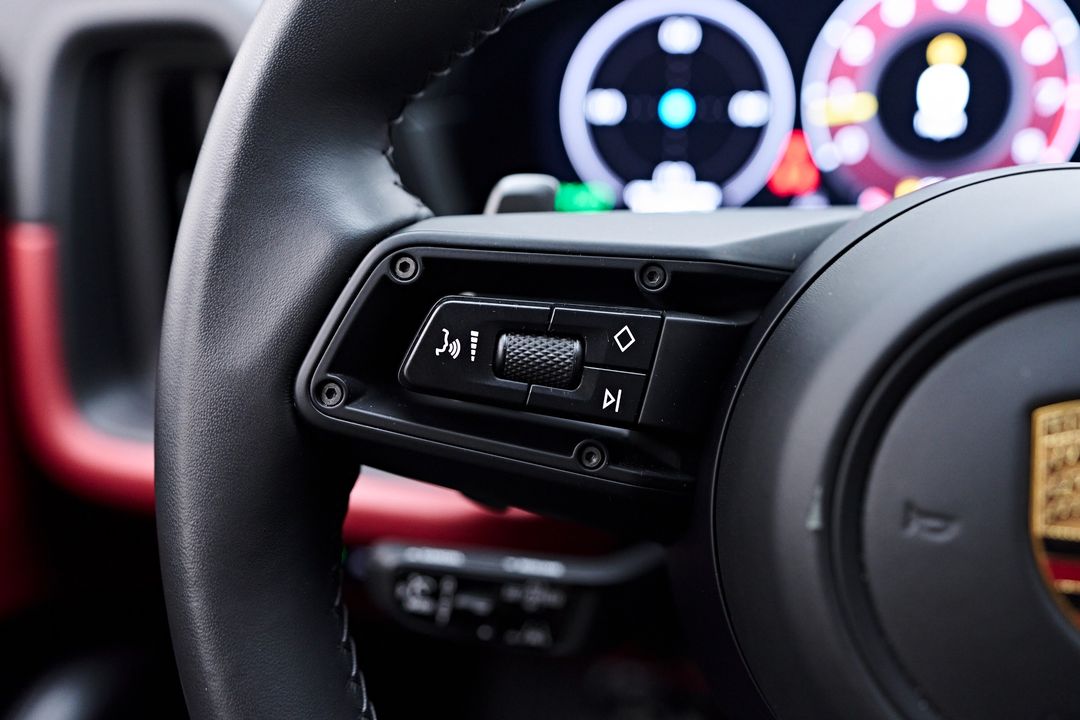 2024 Porsche Cayenne Coupe