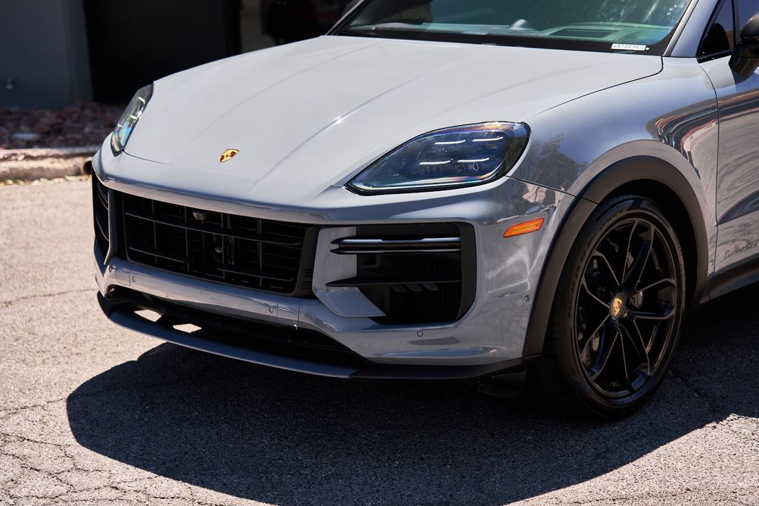 2024 Porsche Cayenne Coupe