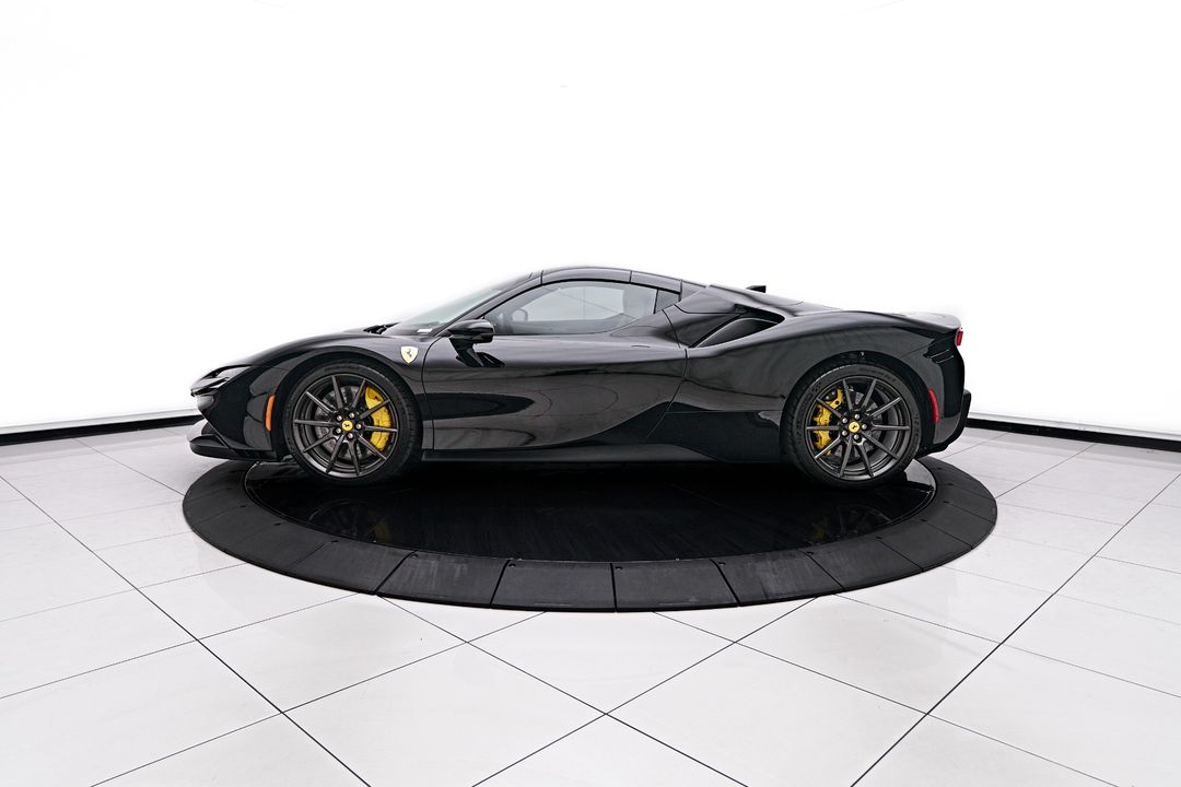 2024 Ferrari SF90 Spider