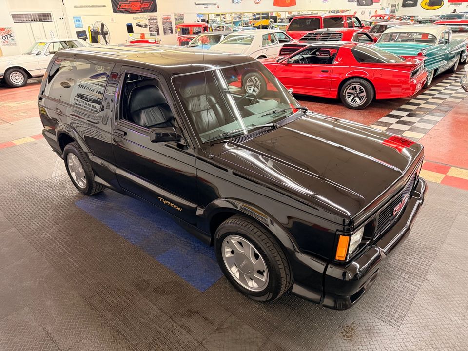 1993 GMC Typhoon