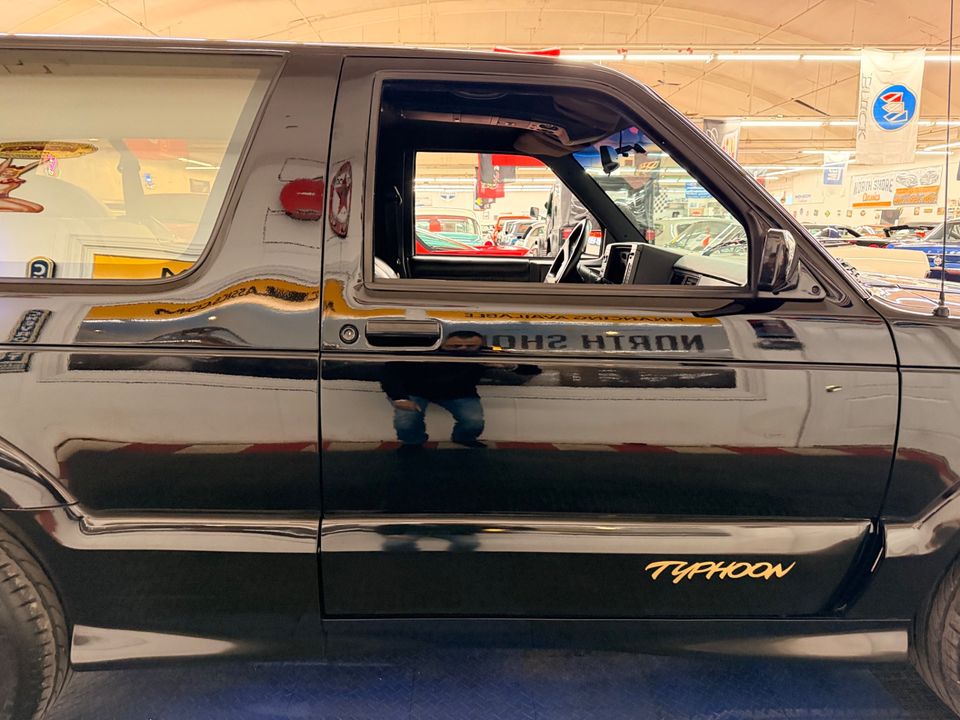 1993 GMC Typhoon