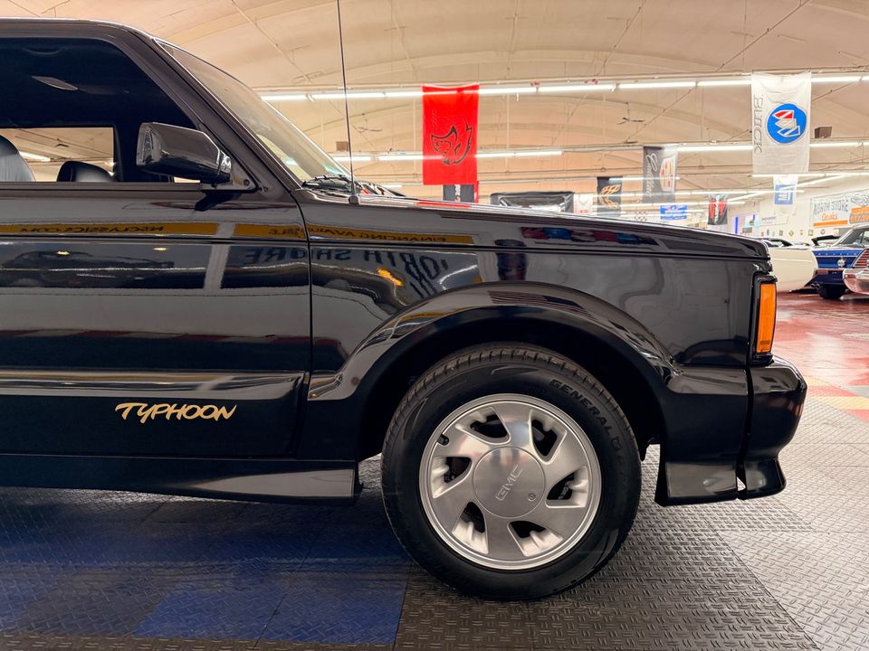 1993 GMC Typhoon