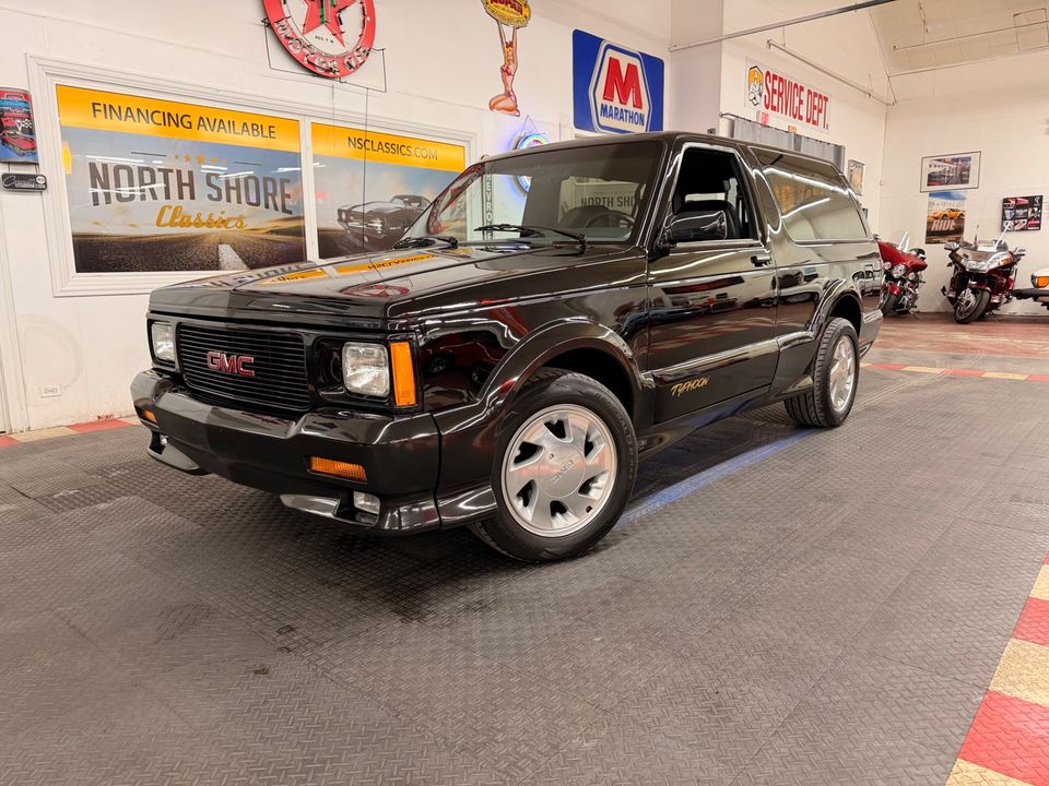 1993 GMC Typhoon