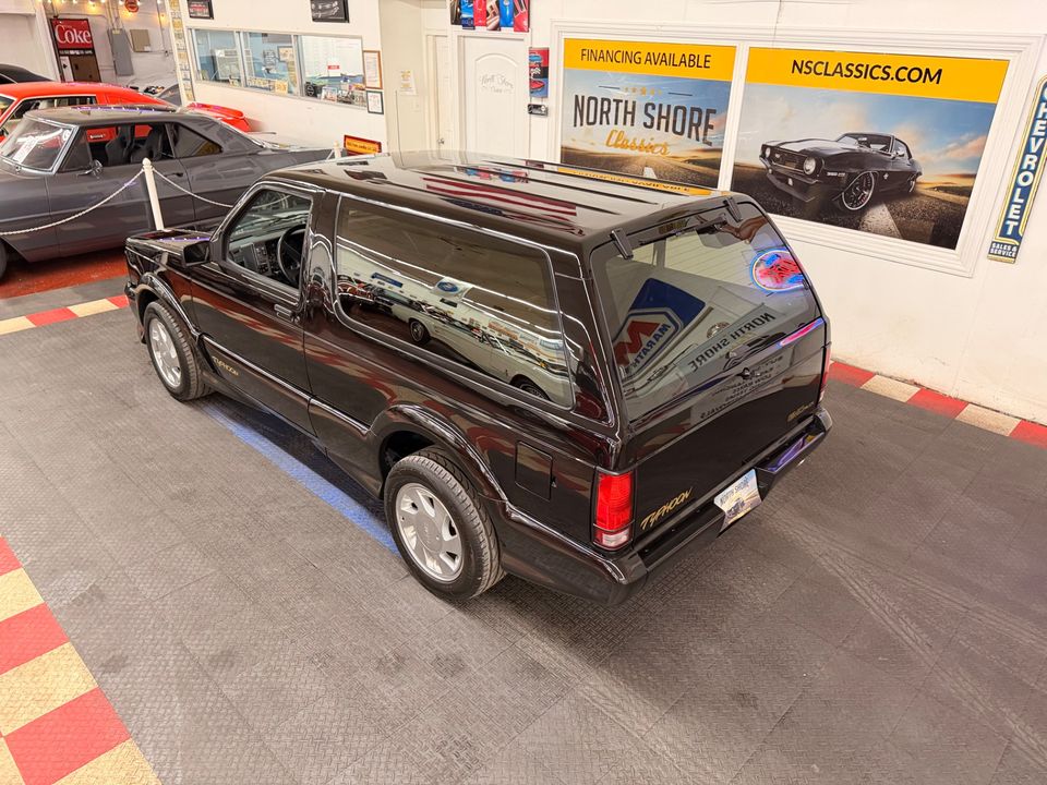 1993 GMC Typhoon