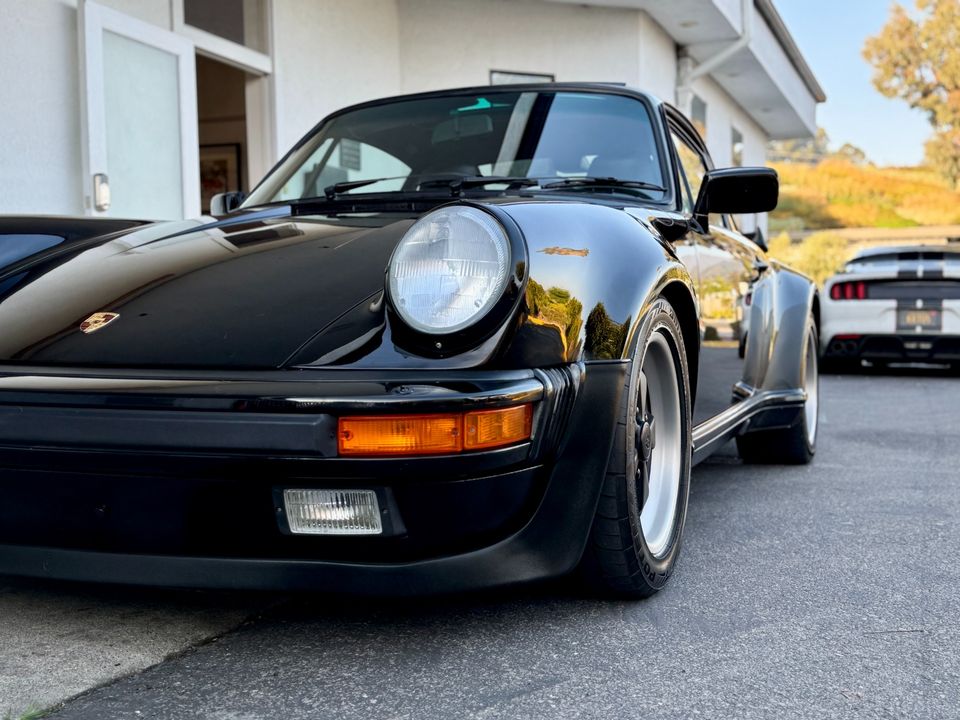 1988 Porsche 930