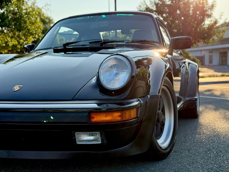1988 Porsche 930