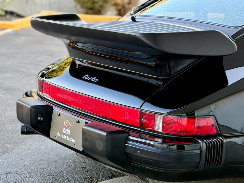 1988 Porsche 930