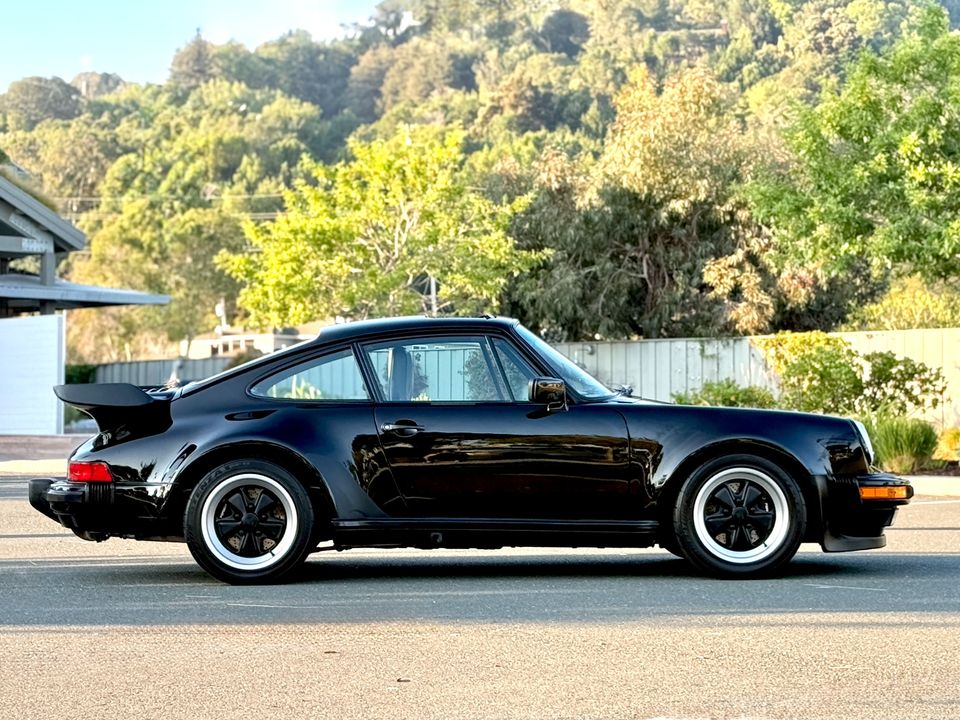 1988 Porsche 930