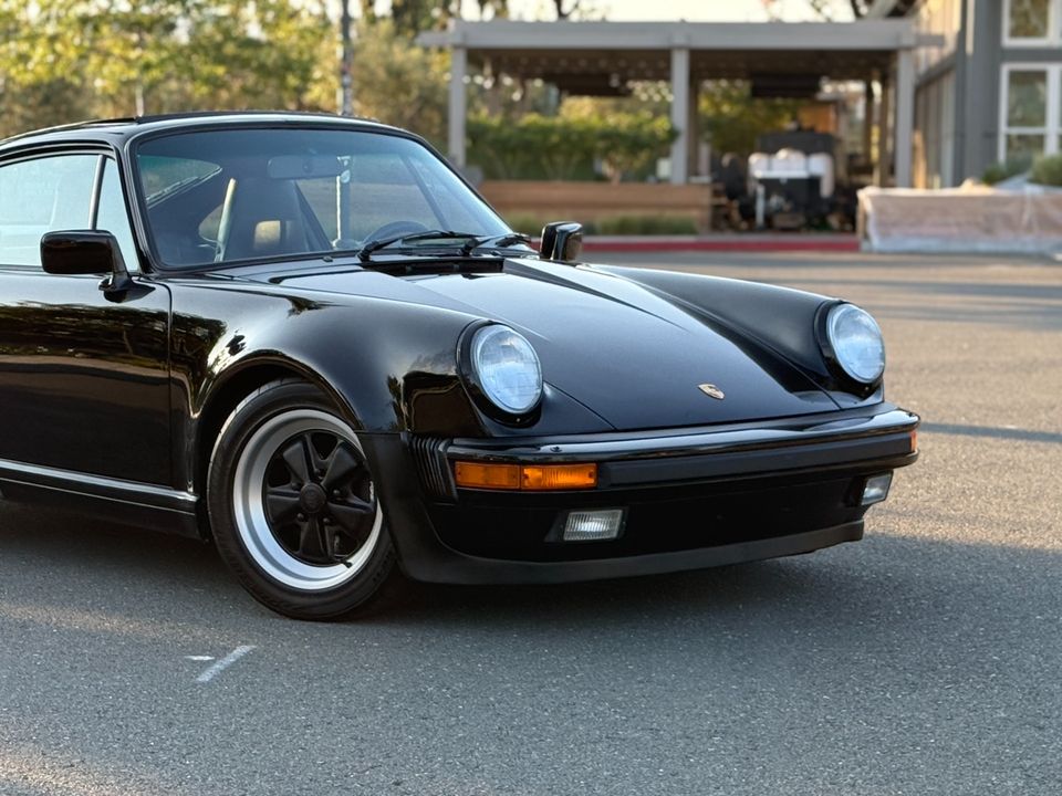 1988 Porsche 930