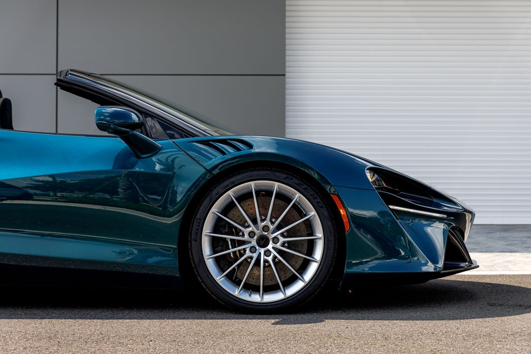 2026 McLaren Artura Spider