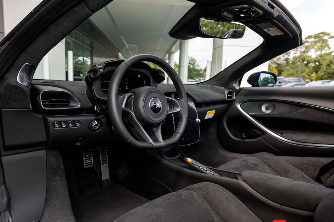 2026 McLaren Artura Spider