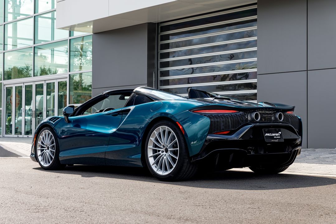 2026 McLaren Artura Spider