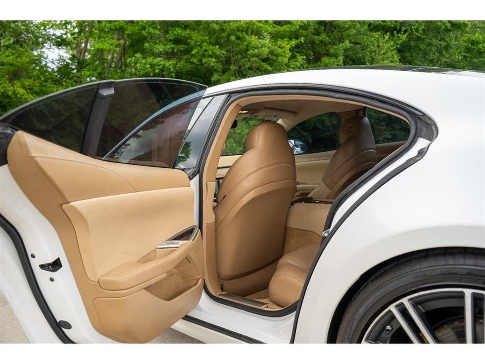 2018 Karma Revero