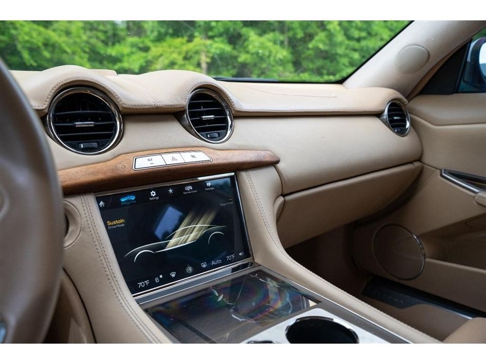 2018 Karma Revero