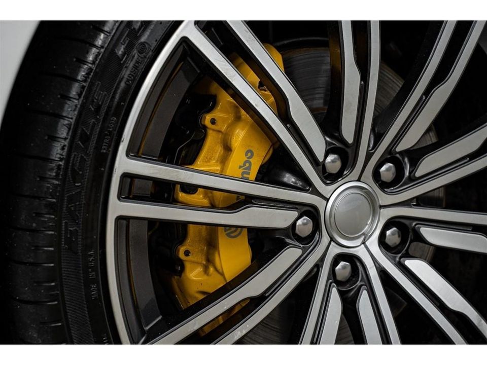 2018 Karma Revero