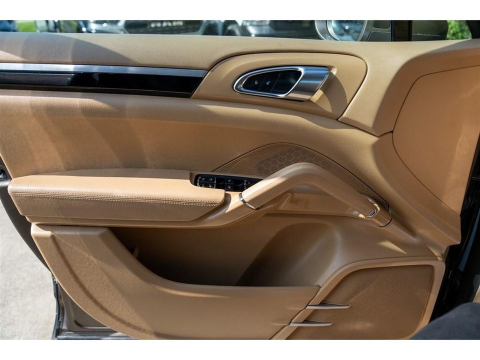 2016 Porsche Cayenne